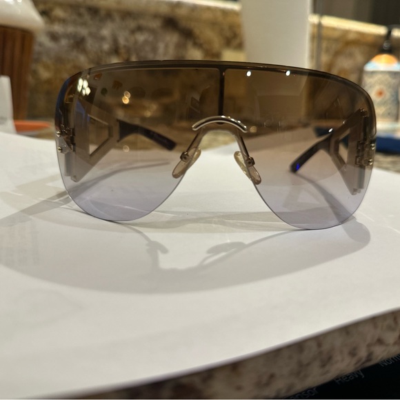 Dior Sunglasses - Picture 8 of 8